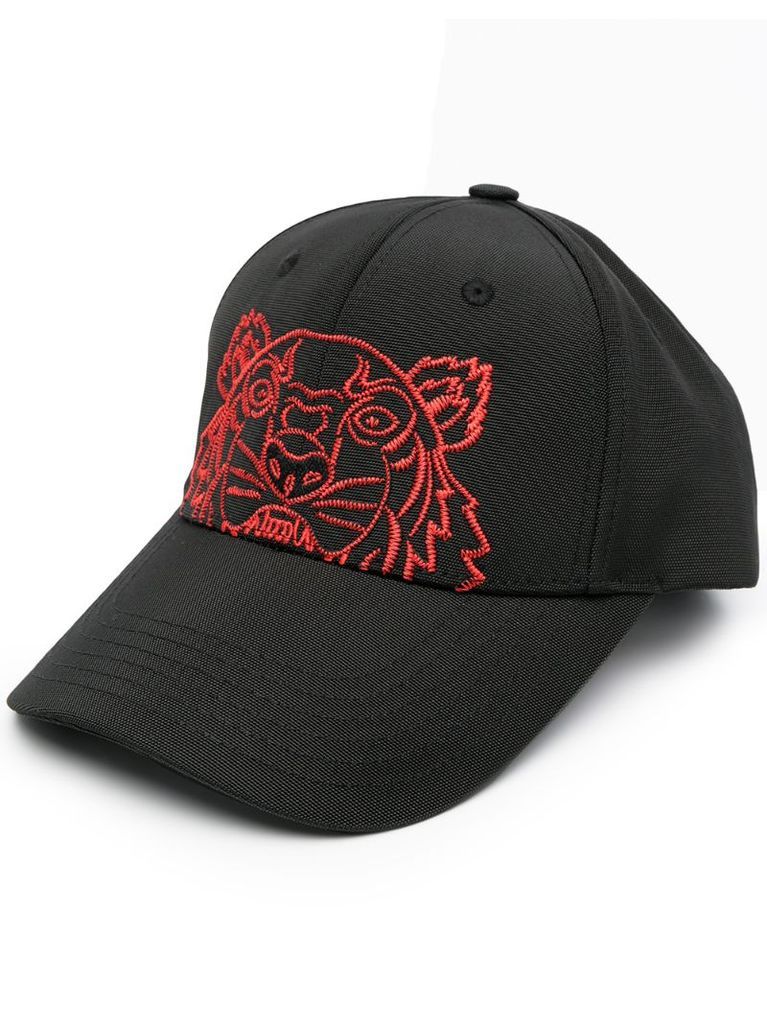 tiger-embroidered baseball cap