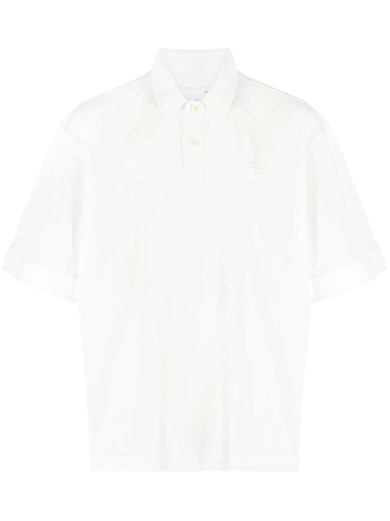 short-sleeved polo shirt