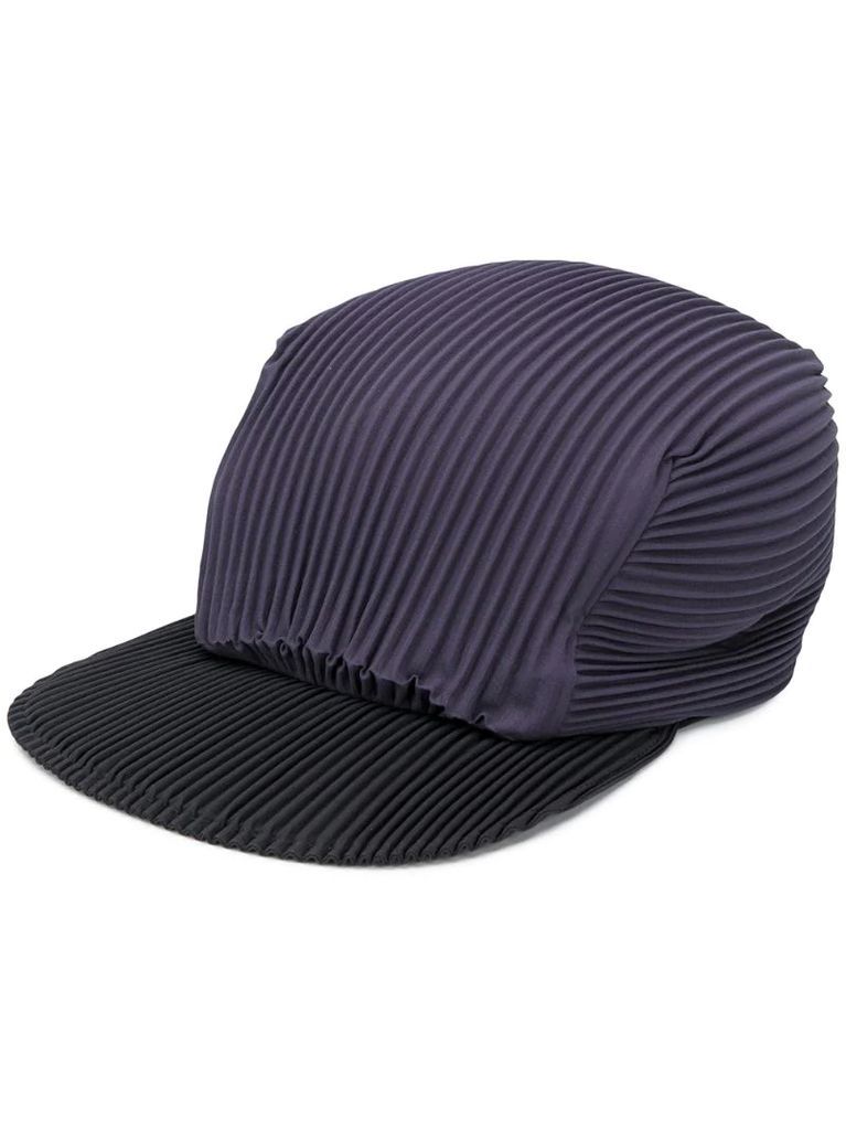 pleated cap