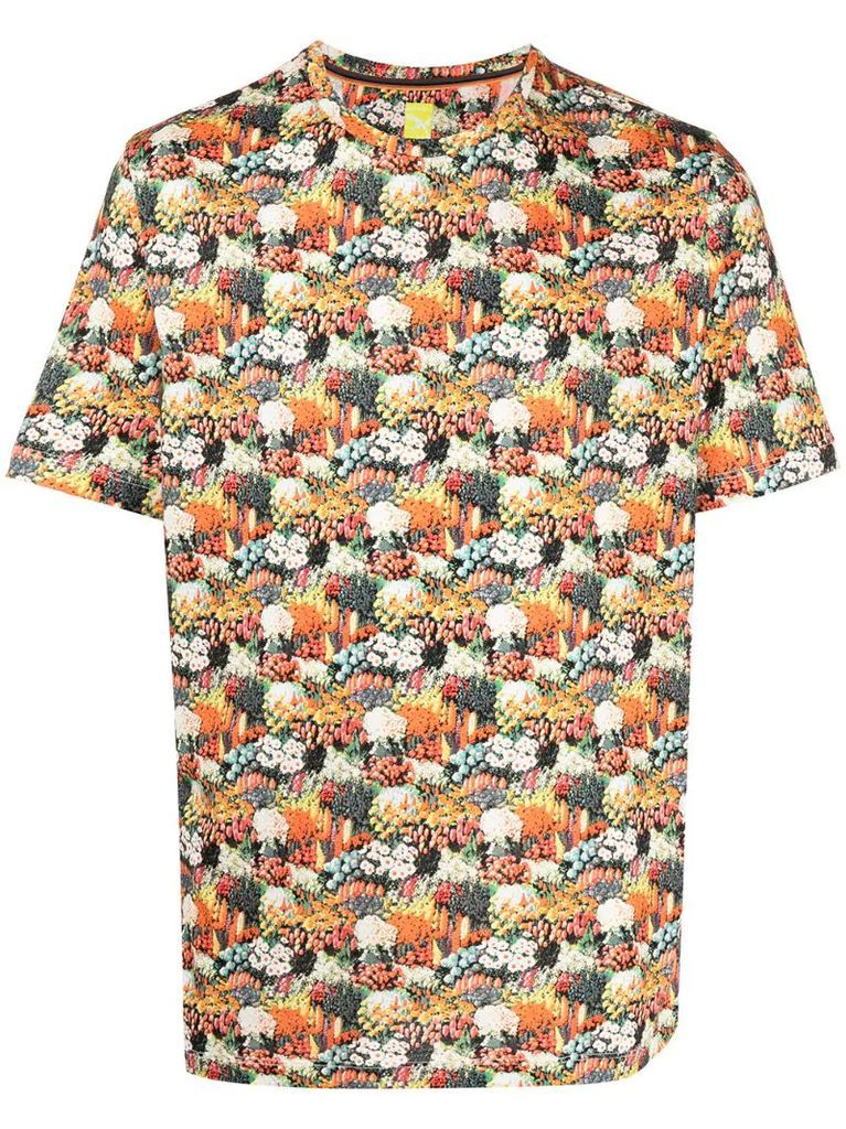 floral-print short-sleeved t-shirt