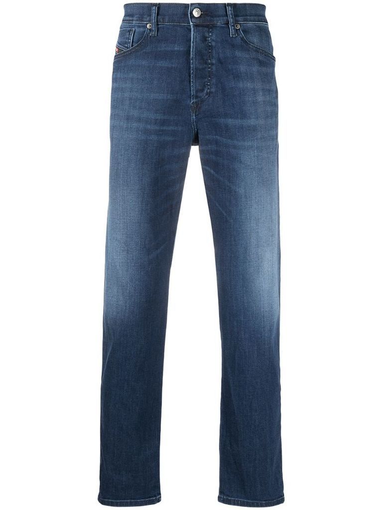 D-Fining mid-rise tapered jeans
