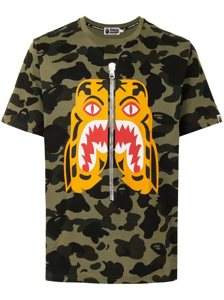 camouflage shark print t-shirt