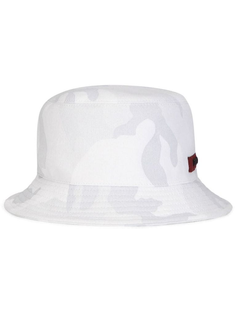 logo-patch camouflage-print bucket hat