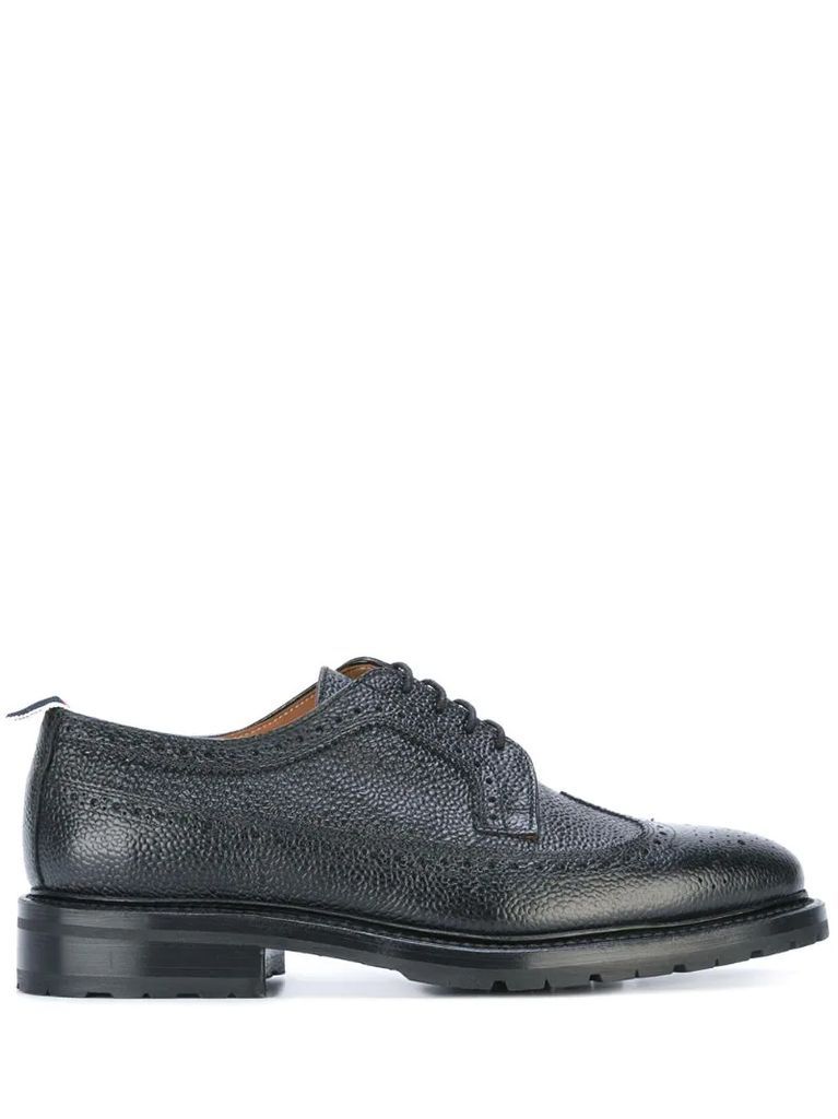 grained brogues