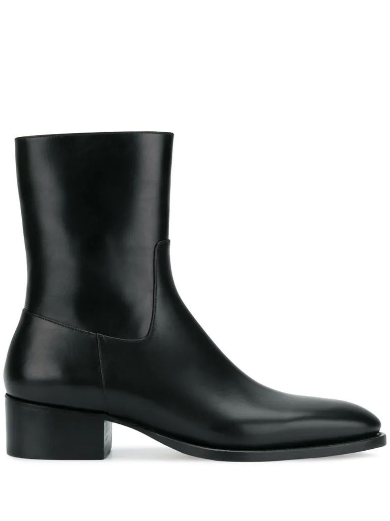 Pierre ankle boots