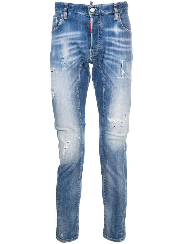 stonewashed distressed skinny jeans