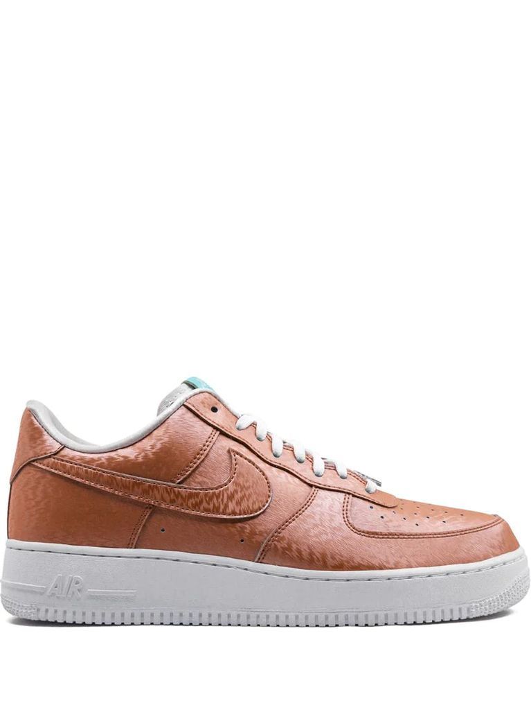 Air Force 1”Statue of Liberty” low-top sneakers