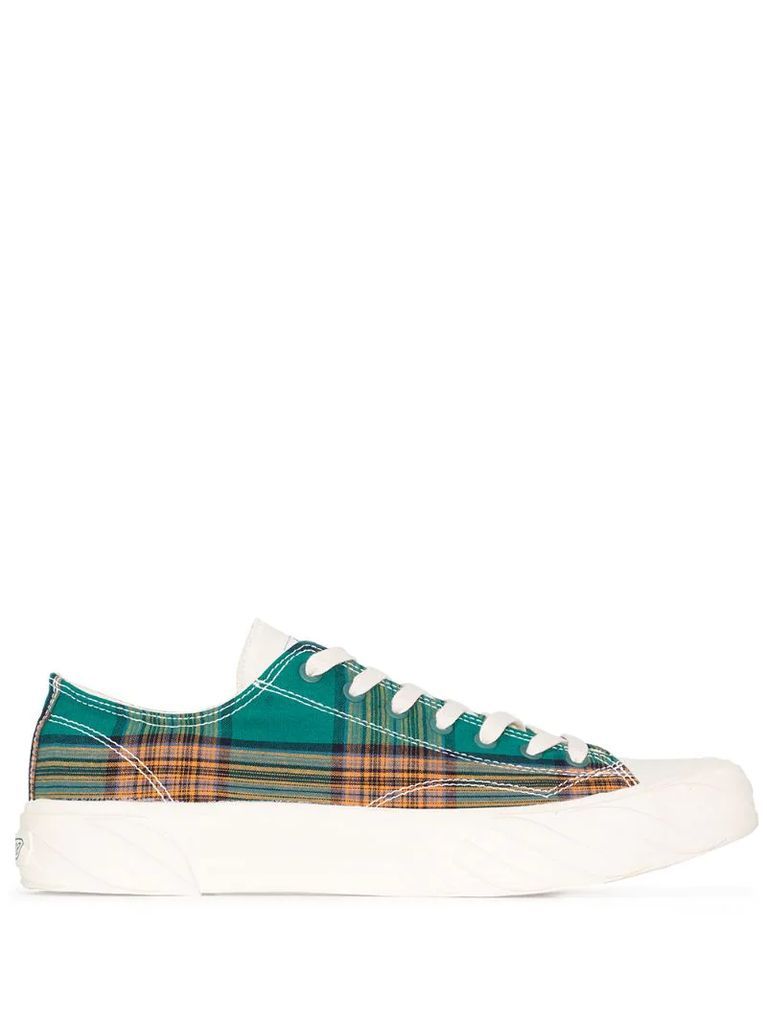 checked low-top sneakers