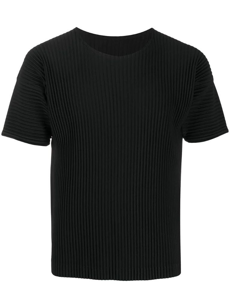 pleated short-sleeved T-shirt