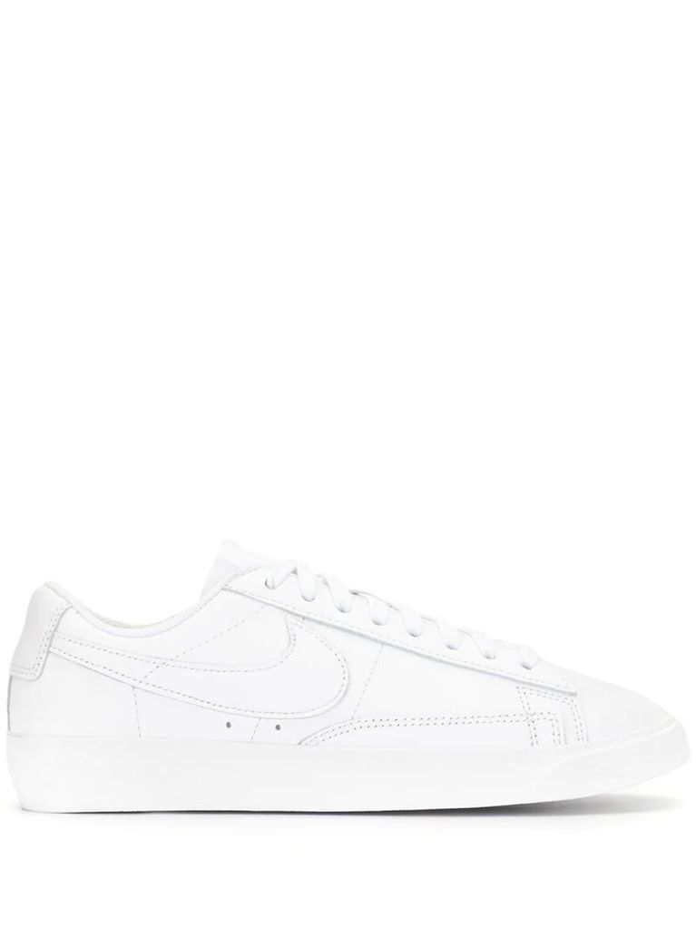 Blazer Low lace-up sneakers