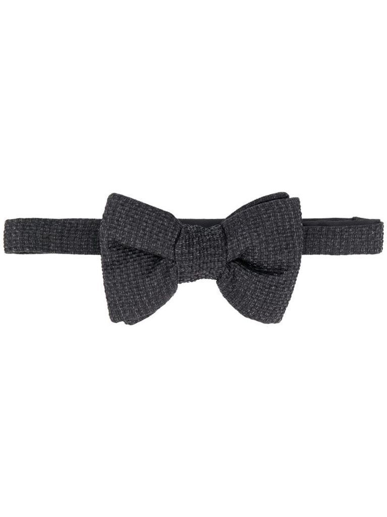 textured-finish bow tie