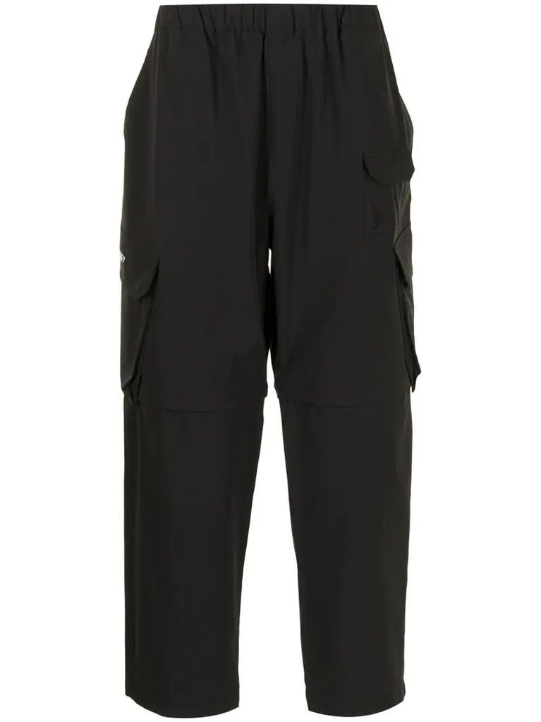 multi-pocket cropped cargo trousers