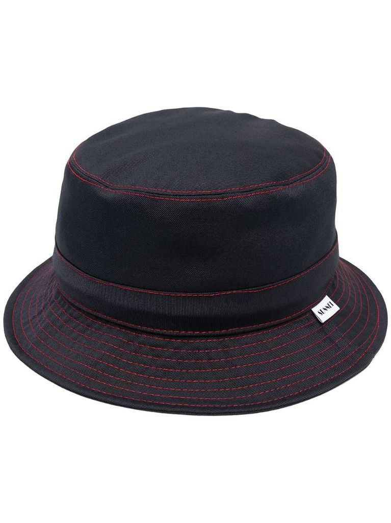 contrast stitching bucket hat