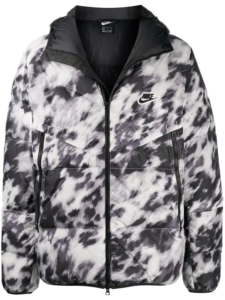 camouflage-print padded coat