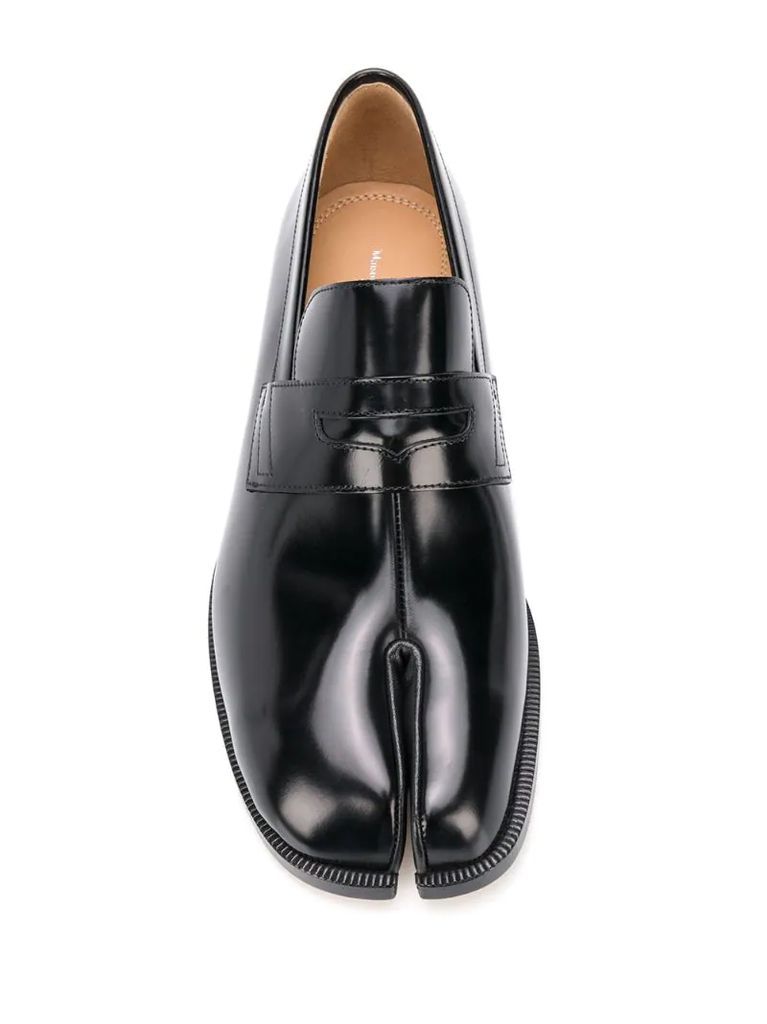 Tabi penny loafers