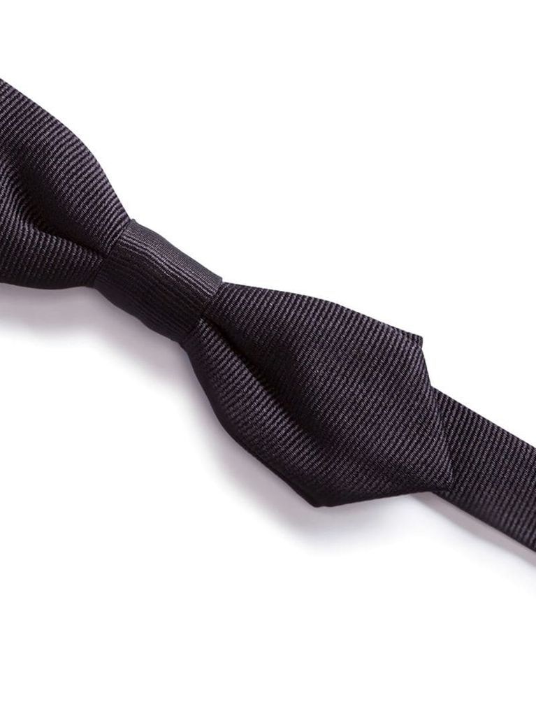 textured silk bow tie