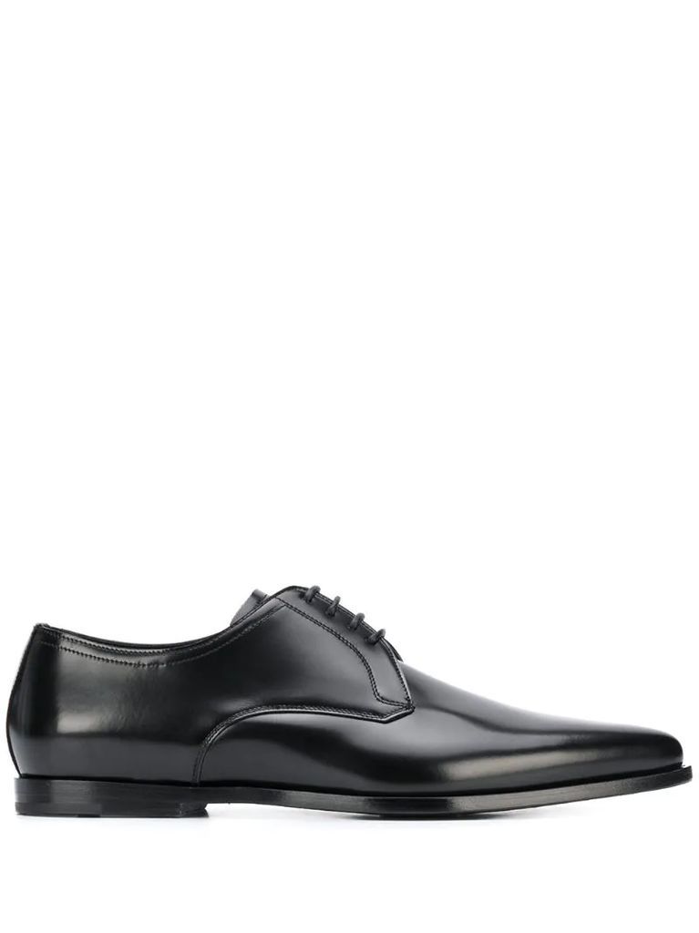 lace-up derby shoes