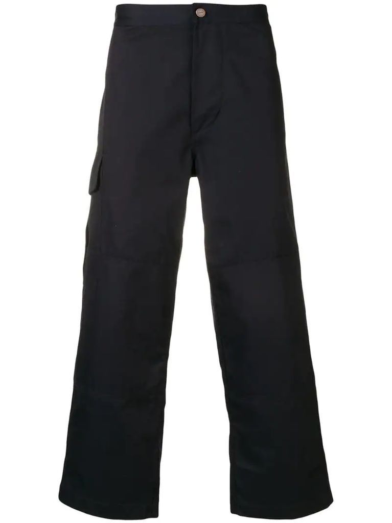 dark blue cropped trousers