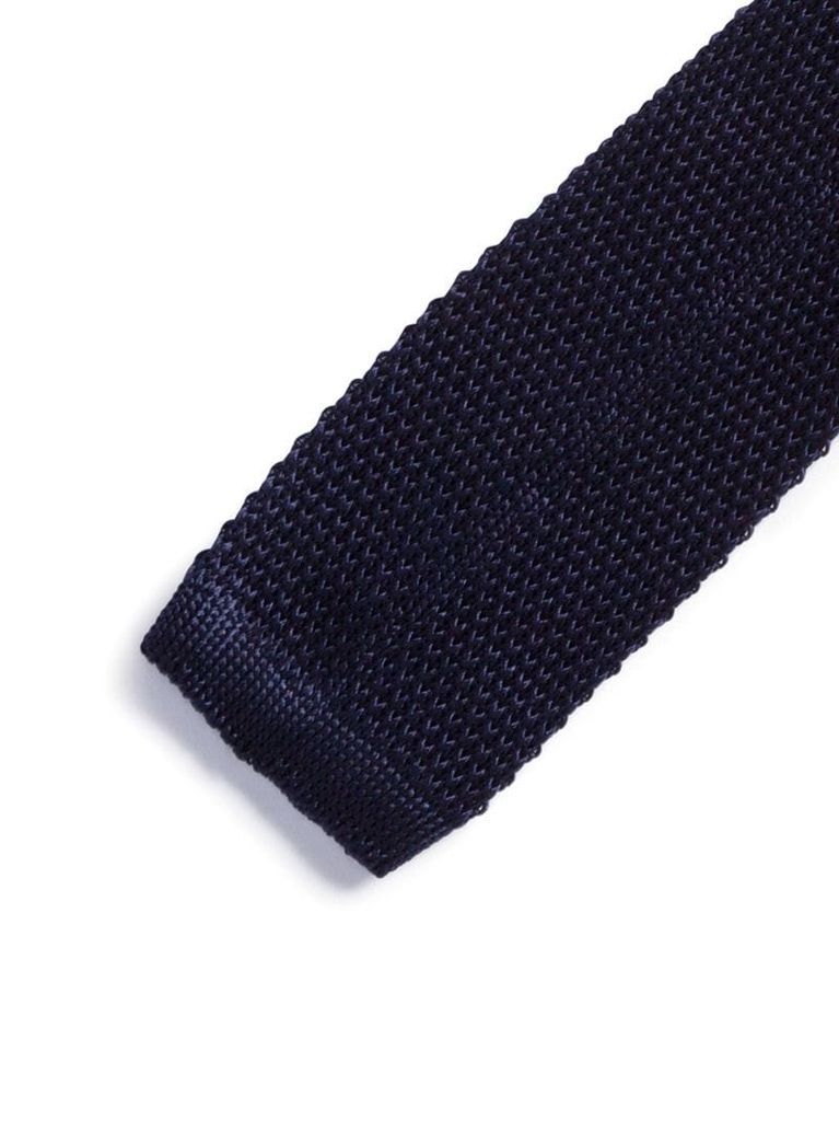 tricot-knit tie