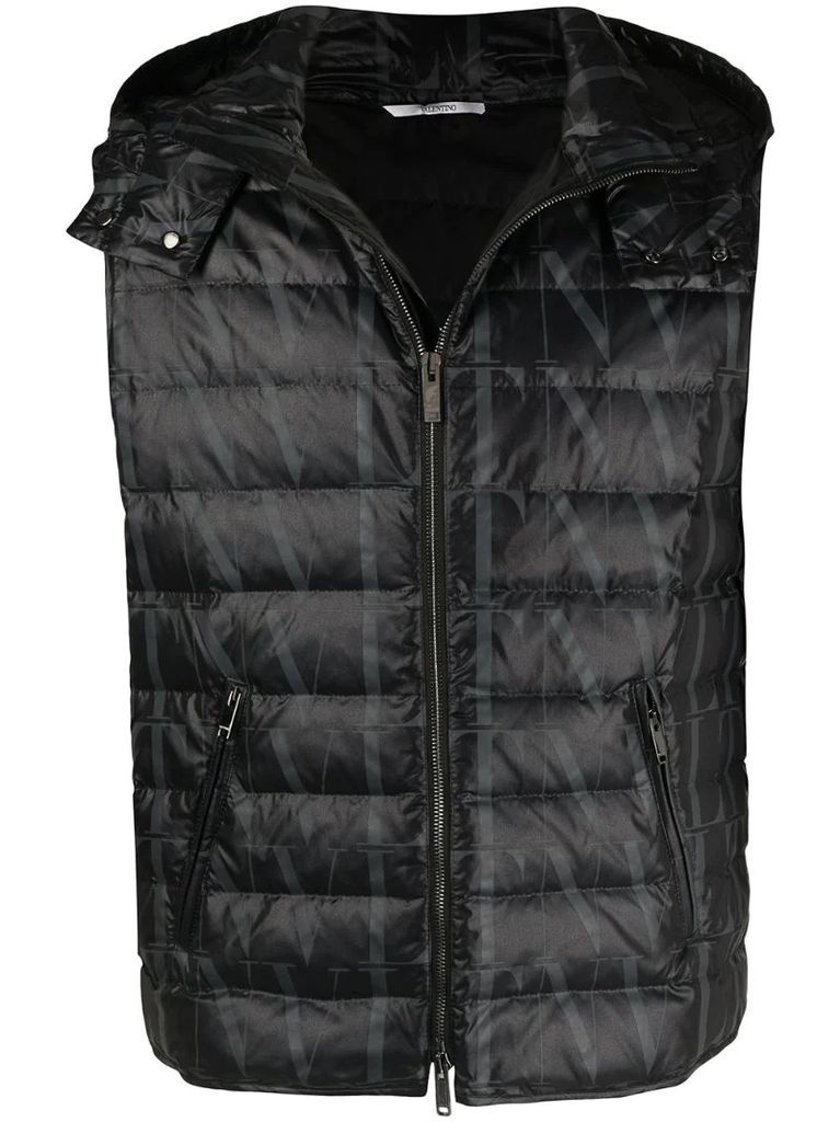 padded logo gilet