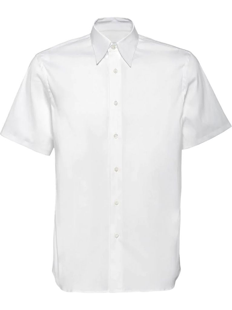 short-sleeved cotton shirt