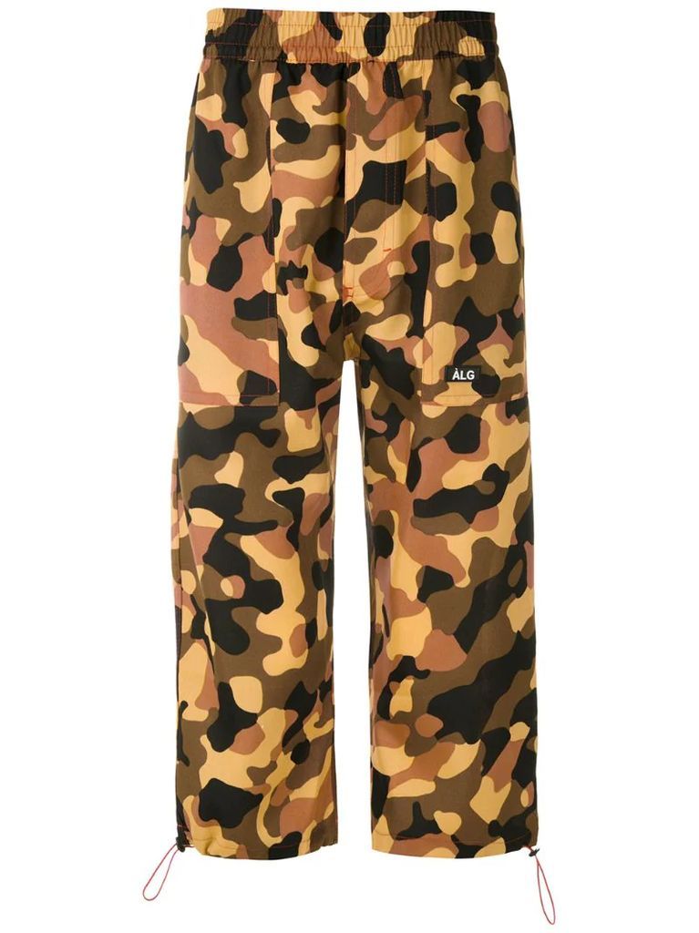 camouflage Oxford cropped trousers