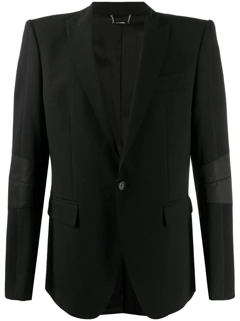 fitted tailored blazer
