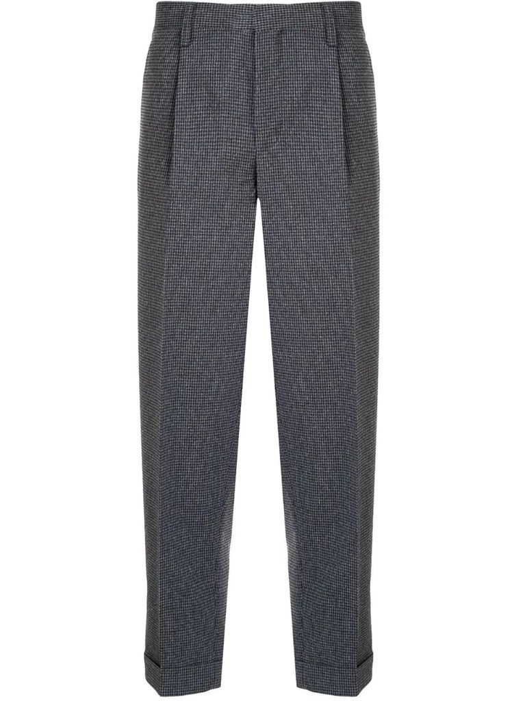 houndstooth patterned pleated trousers
