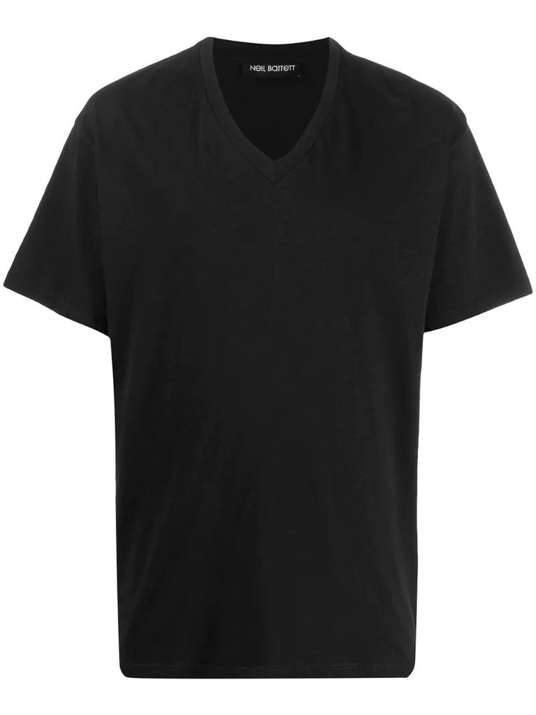 V-neck short sleeved T-shirt