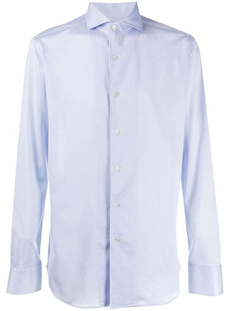 cutaway-collar cotton shirt