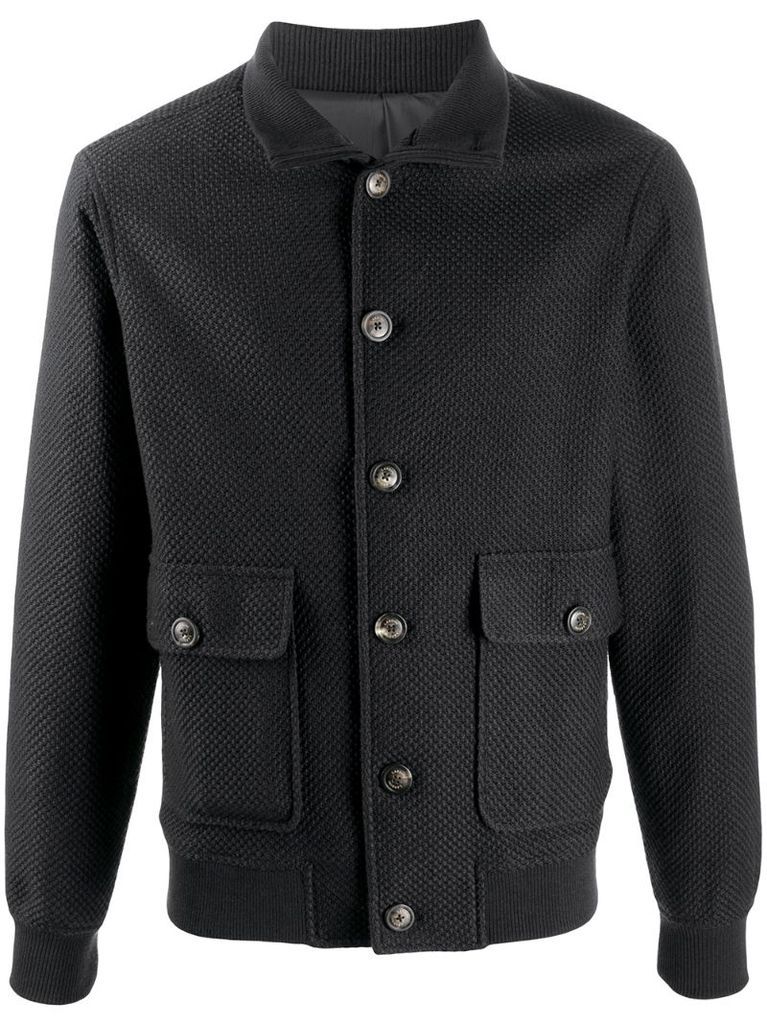 single-breasted fitted coat