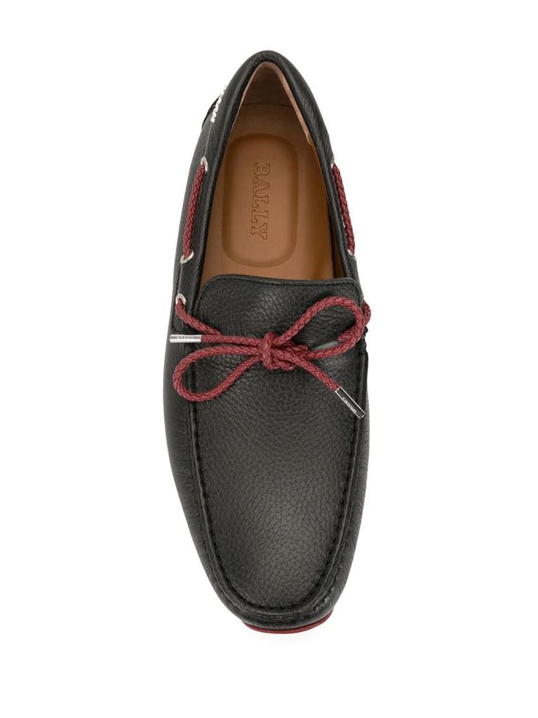 contrast-bow loafers