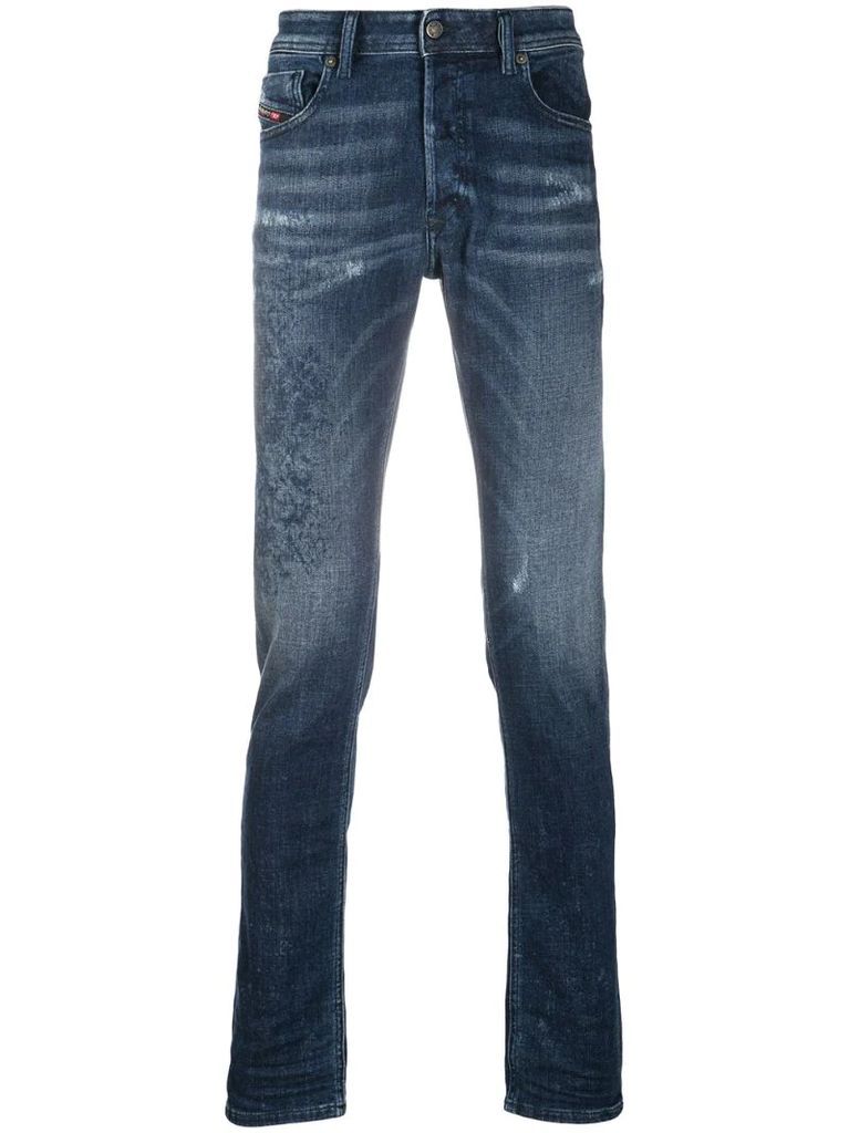 Sleenker light-wash skinny jeans