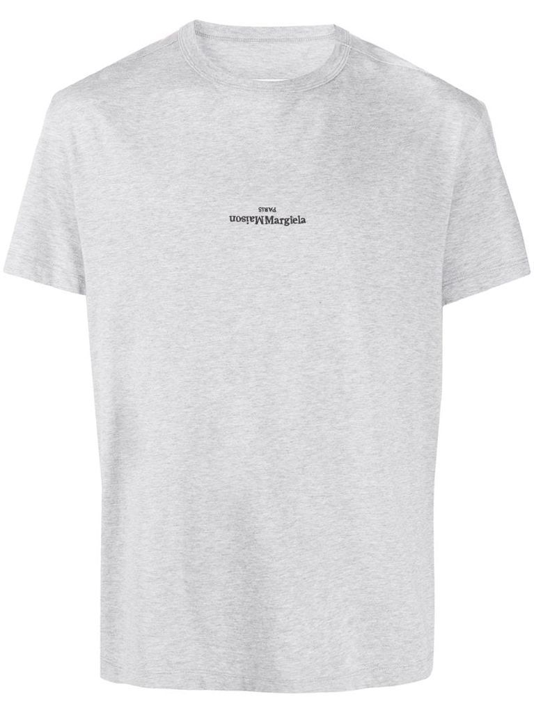 logo-embroidered T-shirt
