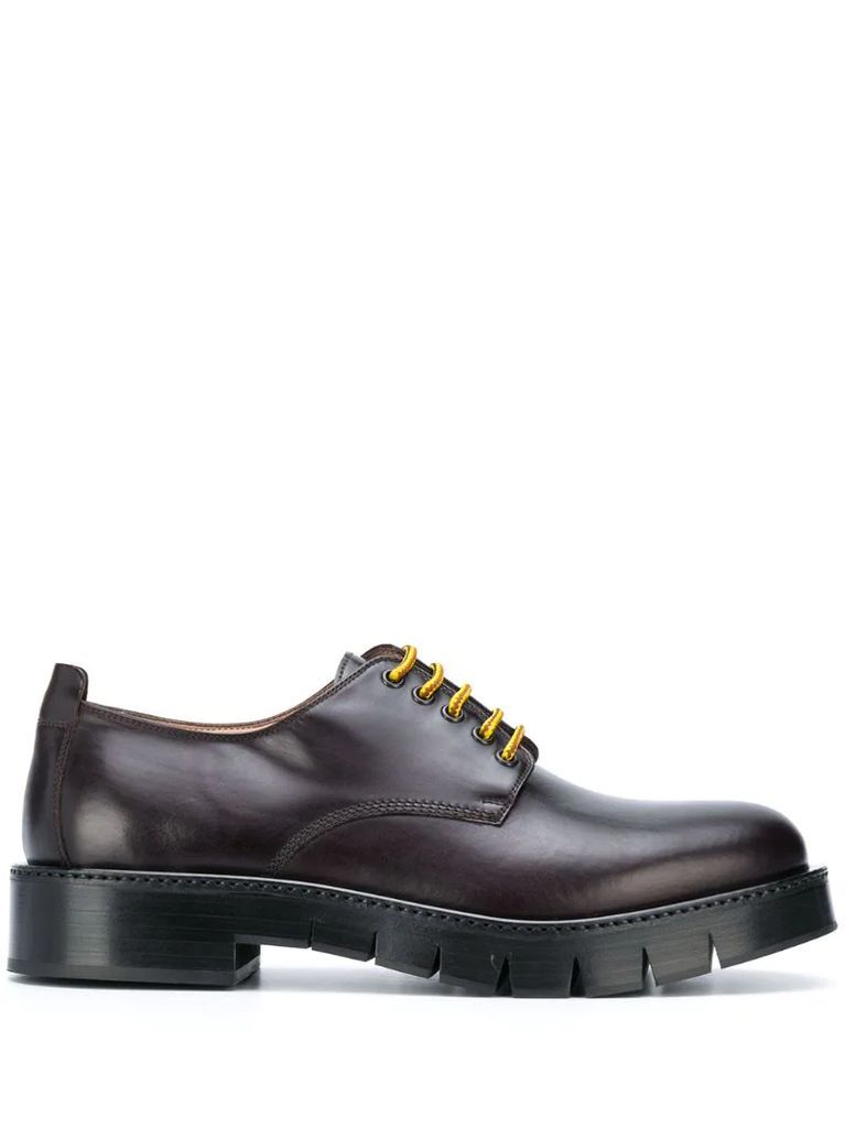 lace-up leather derby shoes