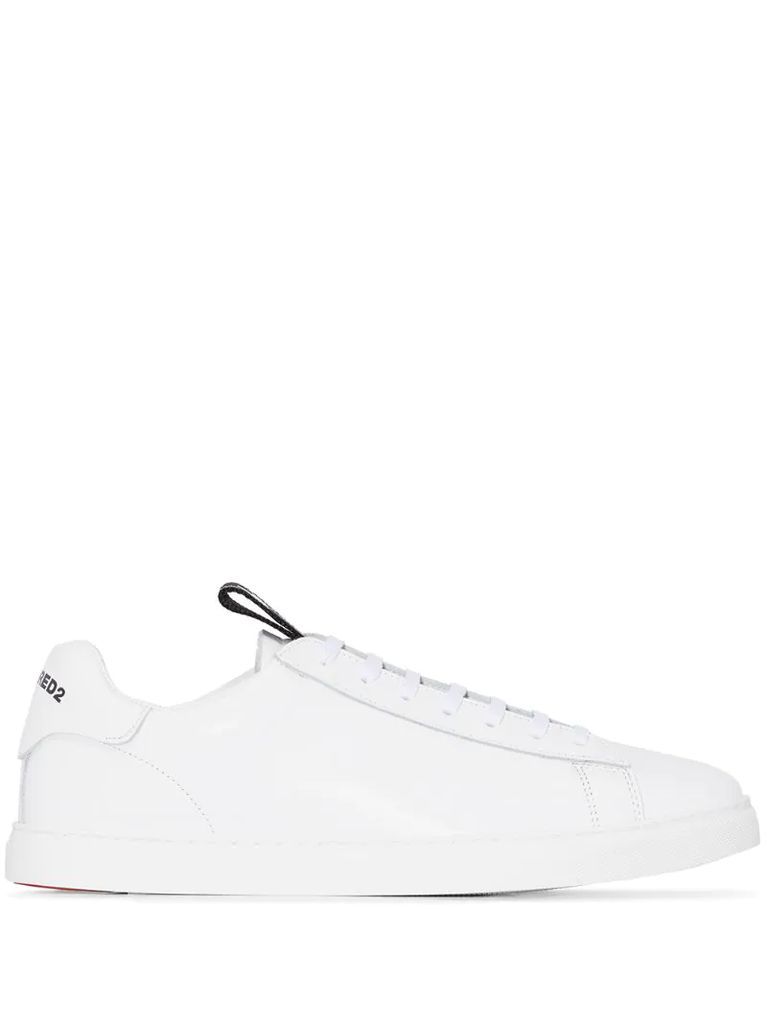 Tennis leather sneakers