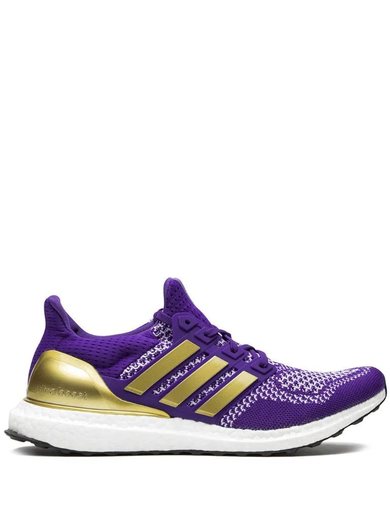 UltraBOOST x UW 'Washington Huskies' sneakers