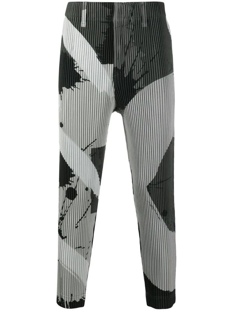 abstract-print pleated trousers