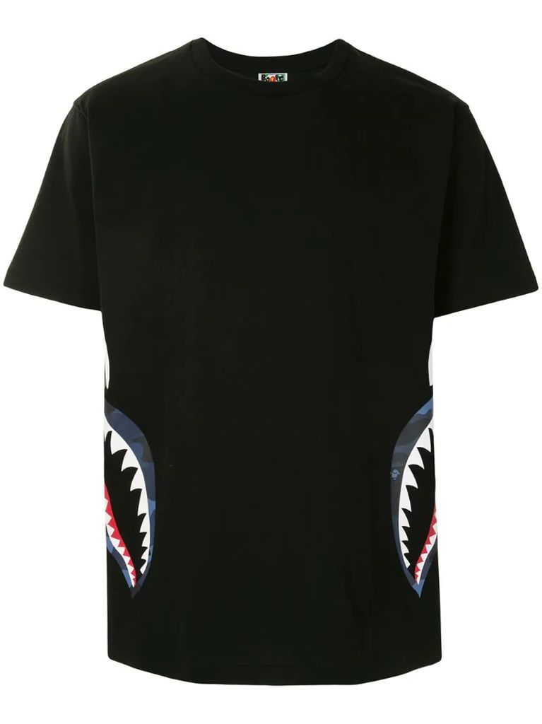 Colour Camo Side Shark short sleeved T-shirt