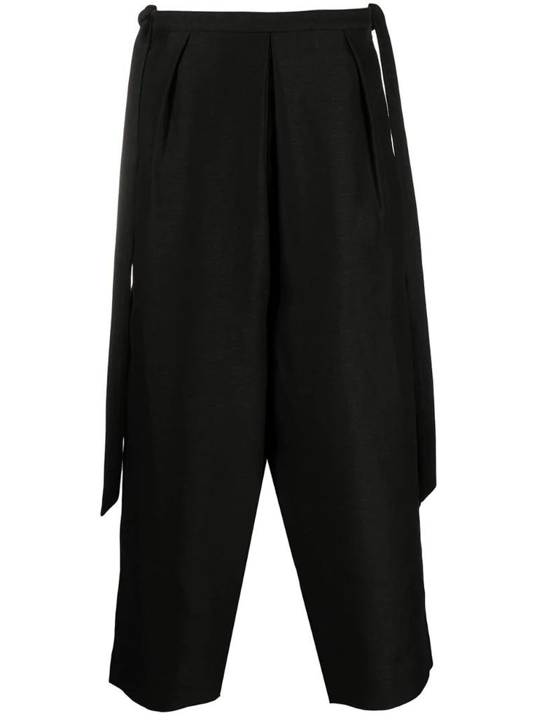 cropped hakama-pleat trousers