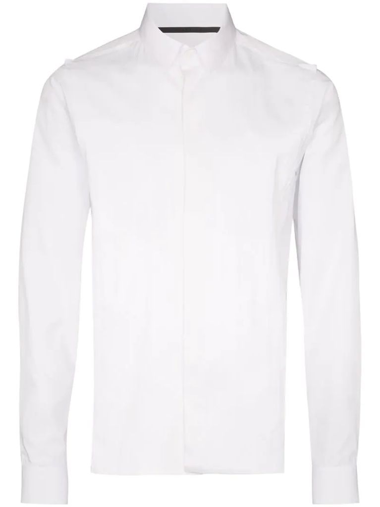 frayed-seam buttoned shirt