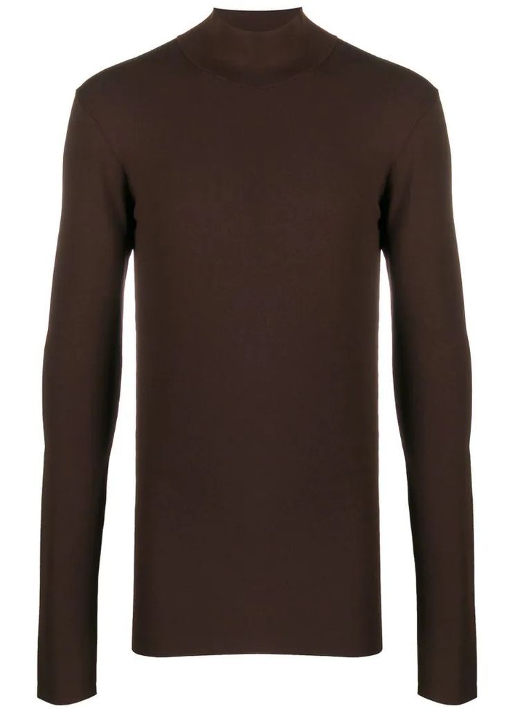 fitted longsleeved jumper