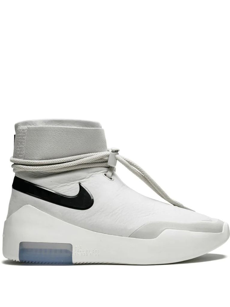 Air Shoot Around 'Fear Of God' sneakers