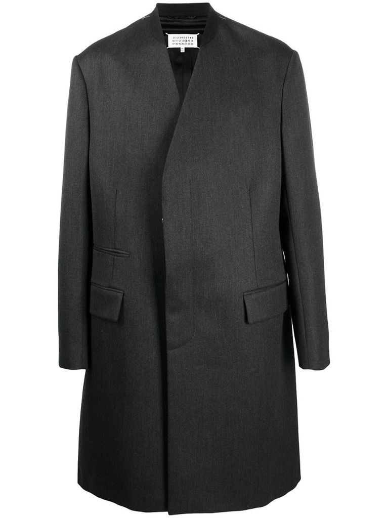 four-stitch single-breasted coat