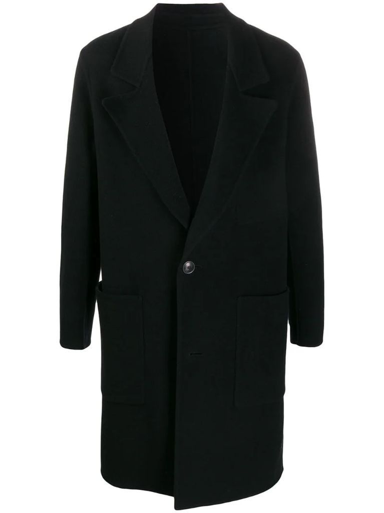single-breasted unstructured coat