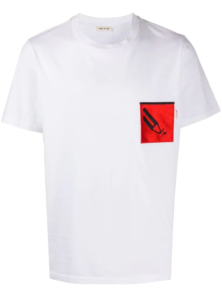 patch pocket graphic T-shirt