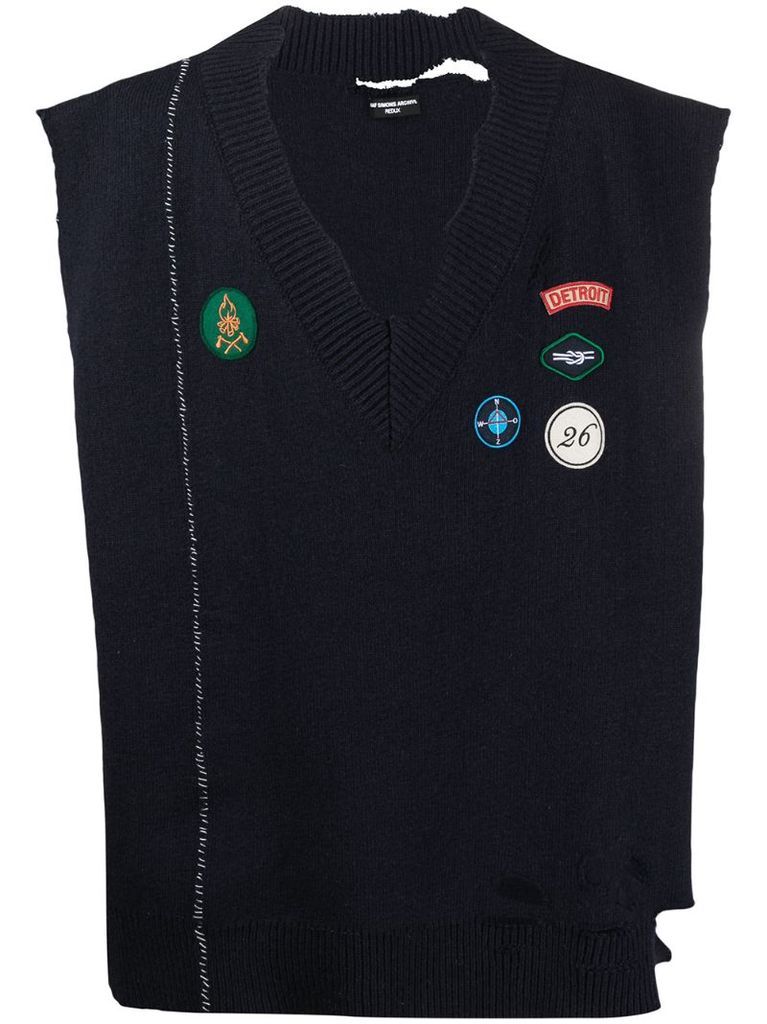 embroidered patch knitted vest