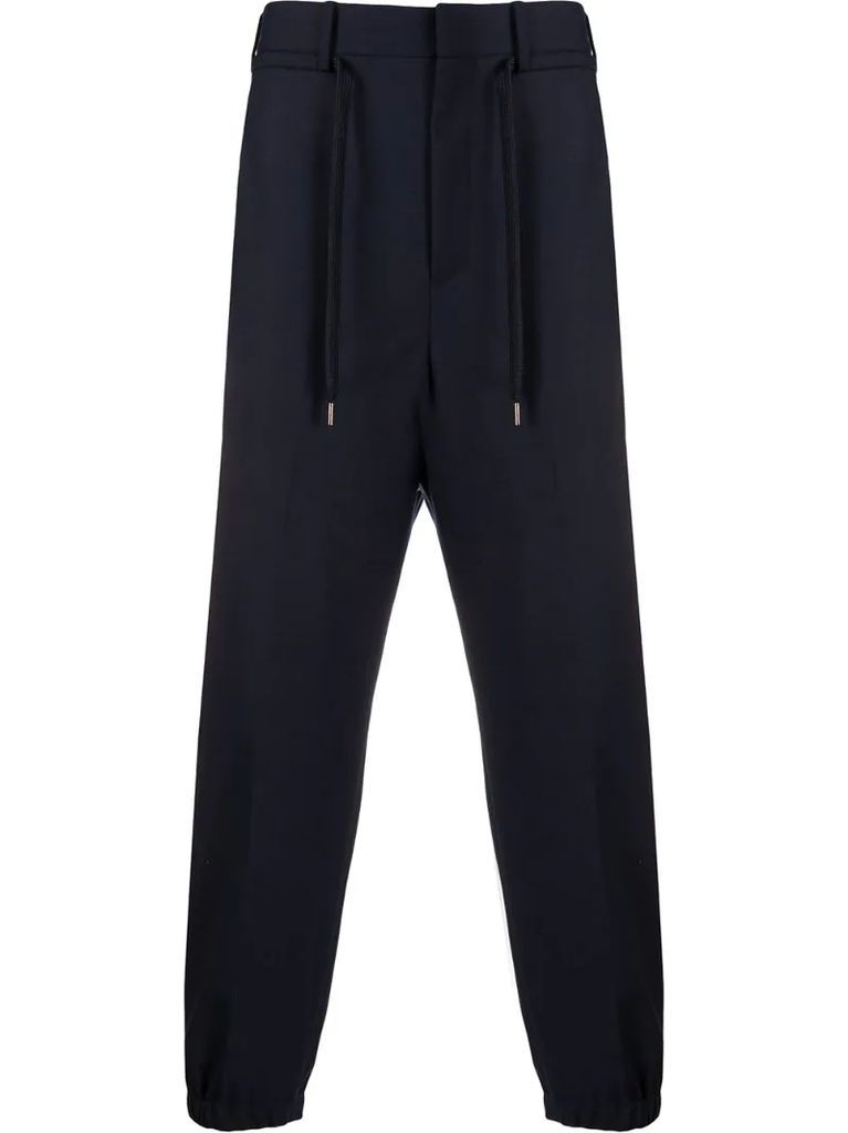 belt detail cropped trousers