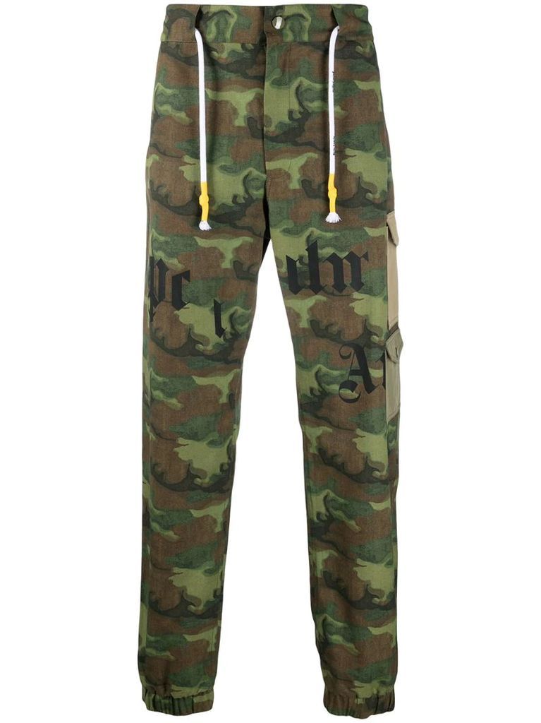 camouflage-print cargo trousers