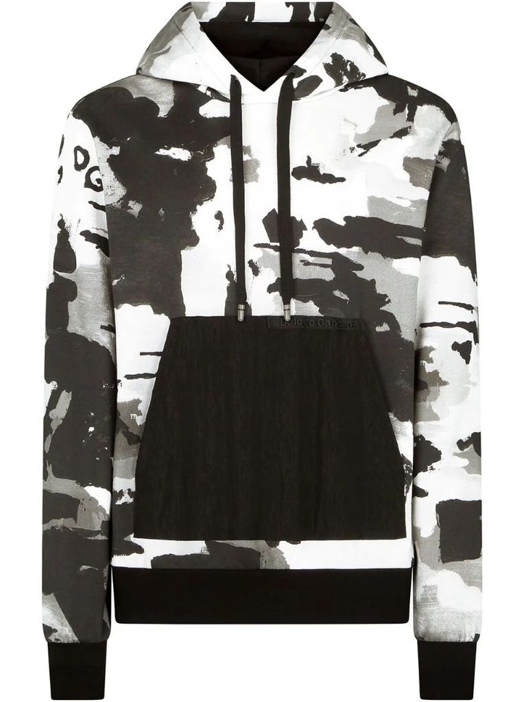 camouflage-pattern V-neck hoodie